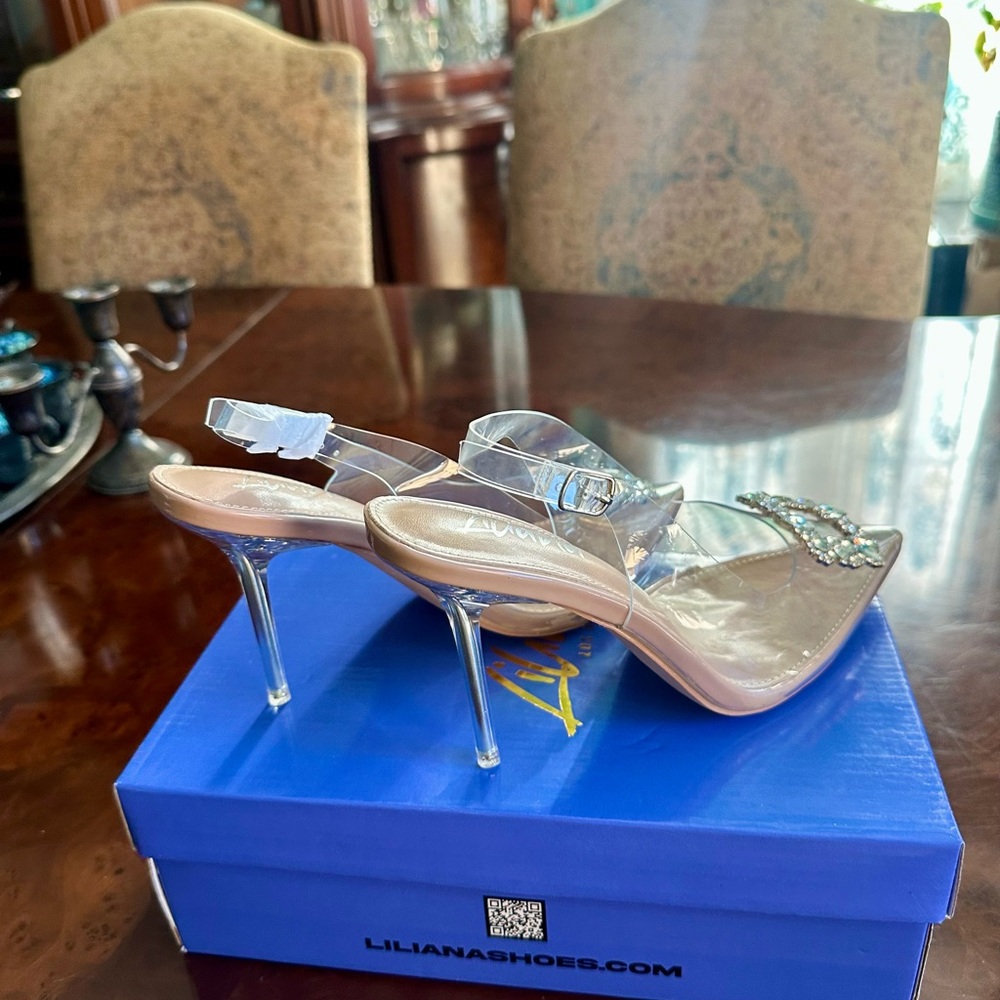 Brand New Elegant Nude Heels with Crystal Embellishment - Picture 3 of 7